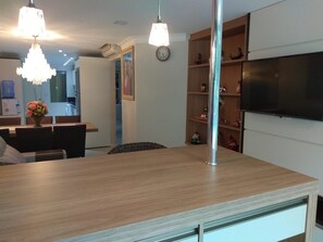 Dining - High level apartment, air cond. in every room and sea view (Bombinhas)