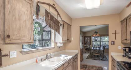 Sierra Blancan auringonlaskunäkymät Ruidoso-vuoristomökki nukkuu 6