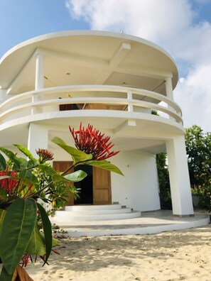 Exterior - Beachfront villa-Private beach-Pool Romantic  (Placencia)