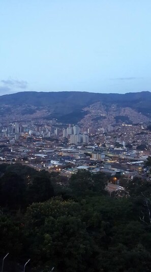 Exterior - Hotel Lyon (Medellín)