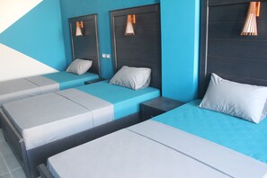 Triple Room, Shared Bathroom, City View | Desk, soundproofing, iron/ironing board, free WiFi