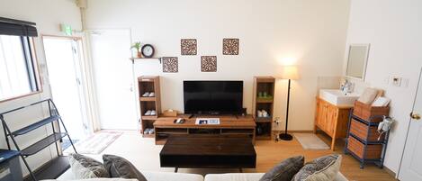 Privately Reserved Floor up to 8 Guests | Living area | TV