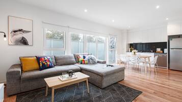 Apartment | Living area | Smart TV, Netflix, streaming services