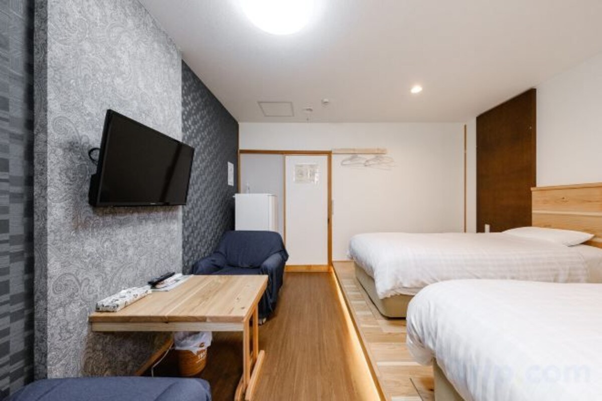 Wi-Fi de cortesia, roupa de cama