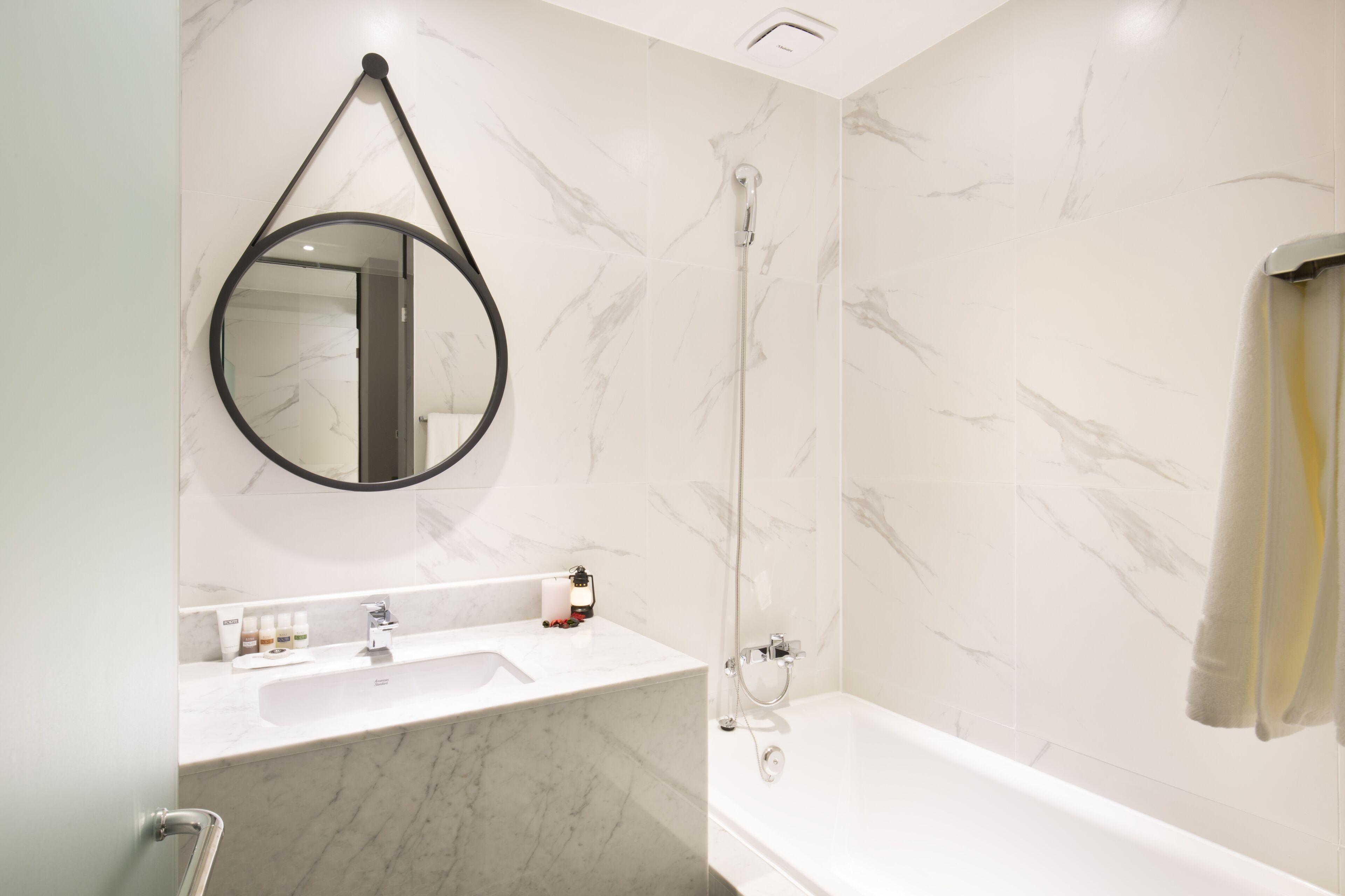 combined shower/bathtub, free toiletries, hair dryer, bathrobes