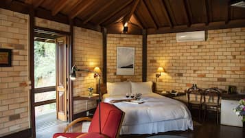 1 غرفة نوم وأغطية فراش متميزة وألحفة محشوة بالريش