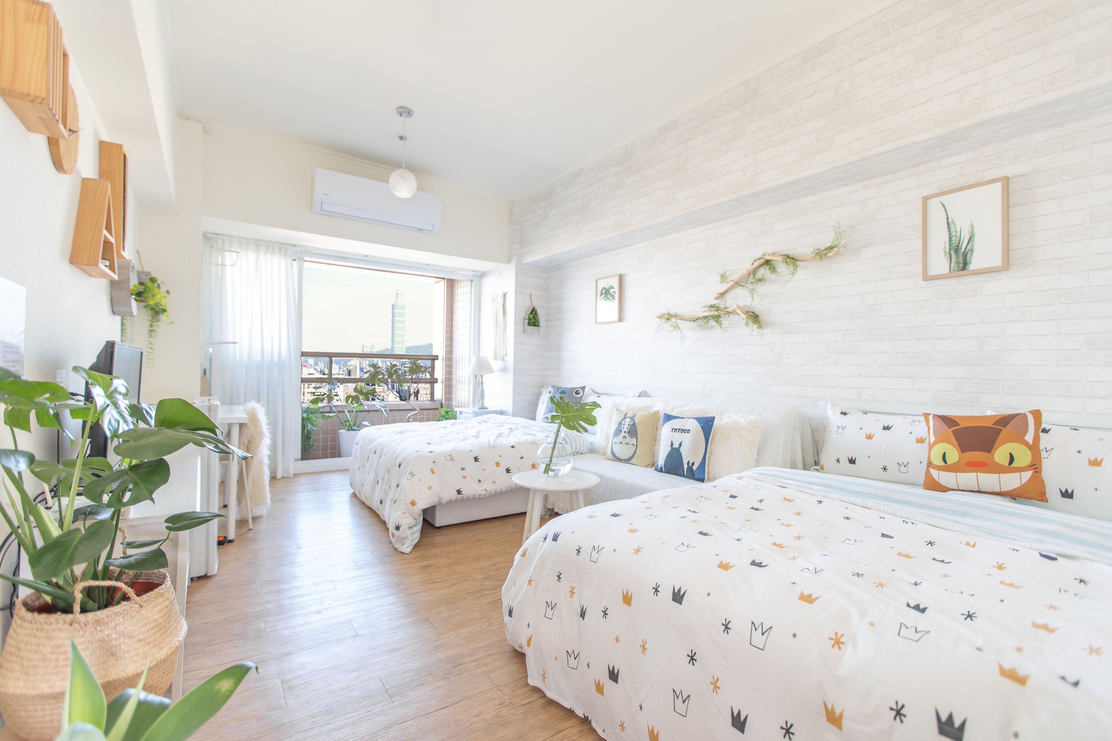 Basic Room (21) | View from room