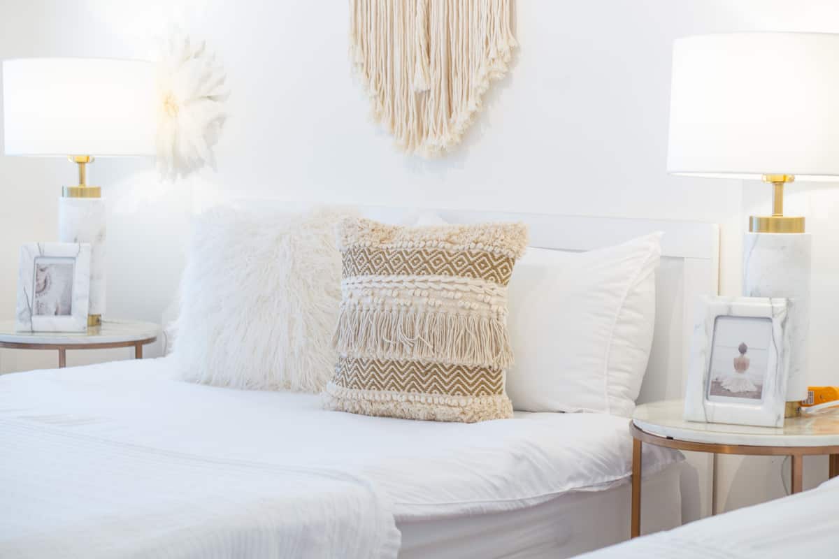 ファミリー ルーム (20) | デスク、遮光カーテン、WiFi (無料)、ベッドシーツ