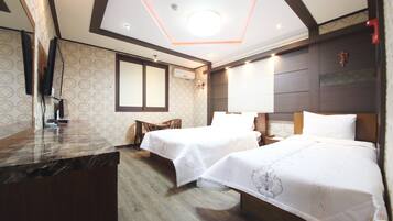 Premium Room | Free WiFi, bed sheets