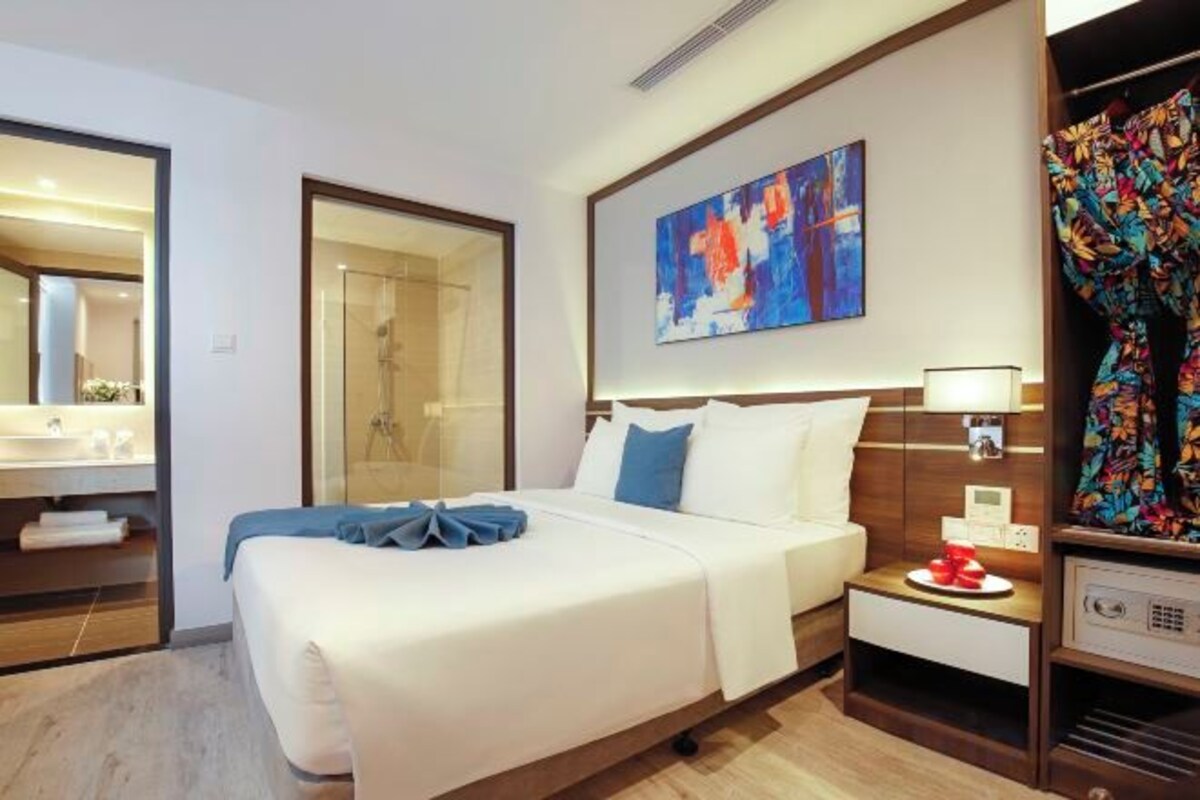 Ropa de cama de alta calidad y minibar 