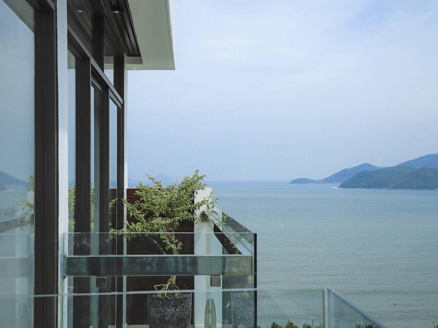 Suite | Pemandangan pantai/laut