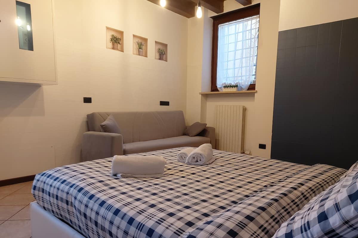 Suite familiar, 2 habitaciones | Ropa de cama de alta calidad y edredones de plumas