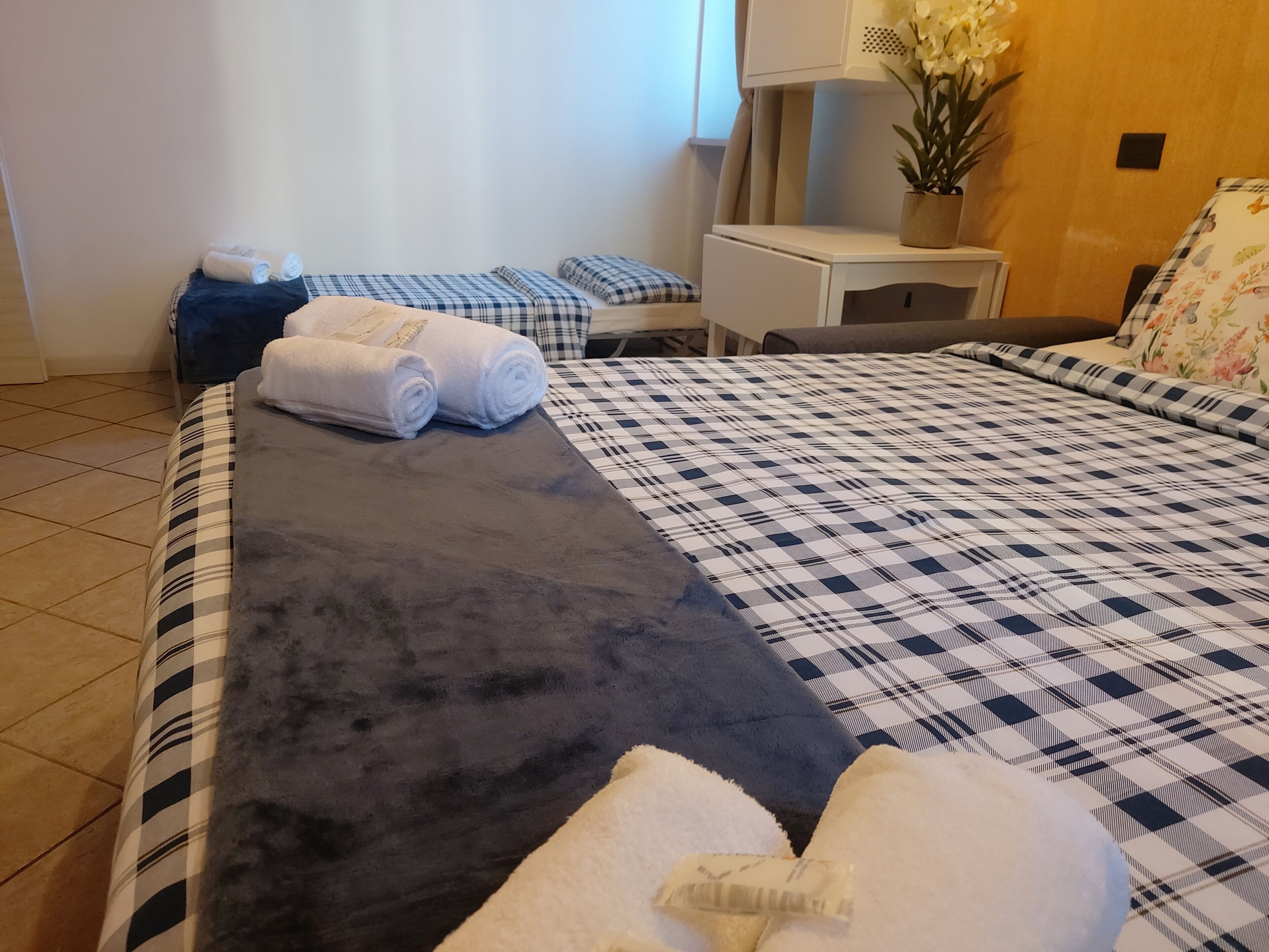 Suite familiar, 2 habitaciones | Ropa de cama de alta calidad, edredón, camas Tempur-Pedic y wifi gratis 