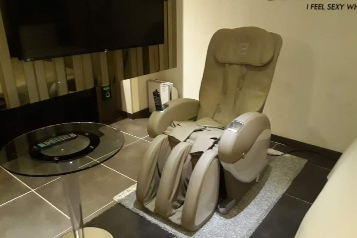 Massage in accommodation