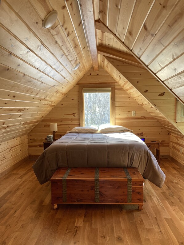 3 室のベッドルーム、アイロン / アイロン台、旅行用ベビーベッド、WiFi (無料)