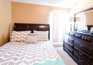 4 bedrooms, desk, iron/ironing board, free WiFi
