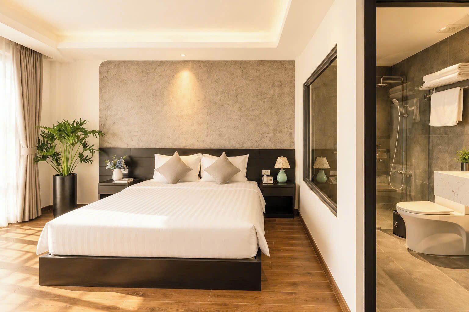 SUITE LUXURY | มินิบาร์, ตู้นิรภัยในห้องพัก, ห้องพักตกแต่งอย่างมีเอกลักษณ์, โต๊ะทำงาน