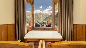 Unclassified image, 2 of 51, button - Echor The Alpine Crest Kalpa (Kalpa)