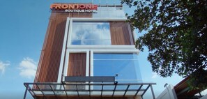 Exterior - Front One Boutique Tugu Muda Semarang (Semarang)