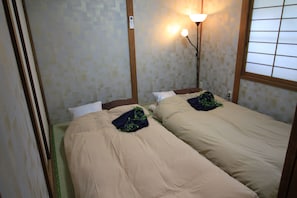 Private Vacation Home | 1 bedroom, iron/ironing board, free WiFi