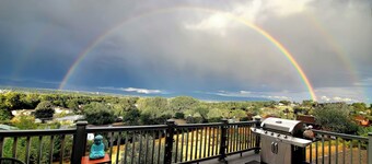 Fantástica vista y cerca del centro y del monumento a Colorado