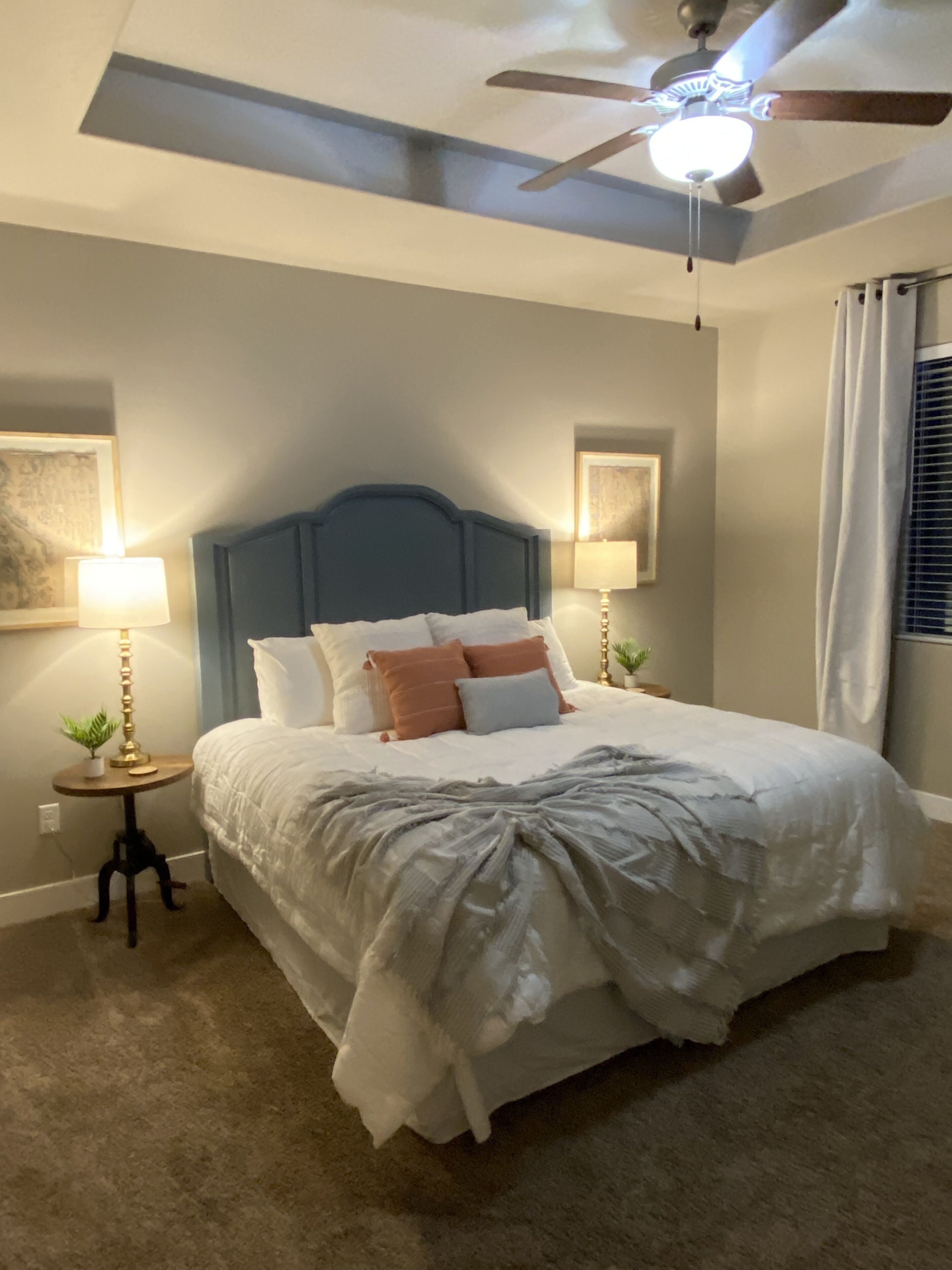 3 soverom, strykejern/-brett og reiseseng for barn