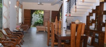 卡拉尼亞古蹟飯店