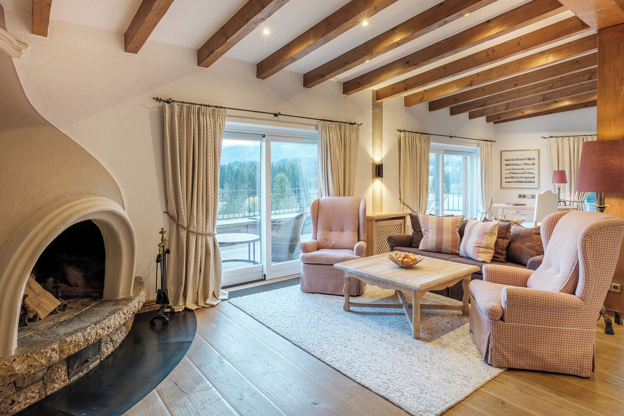 Luxury Suite Silberdistel | Hypo-allergenic bedding, down comforters, in-room safe, blackout drapes