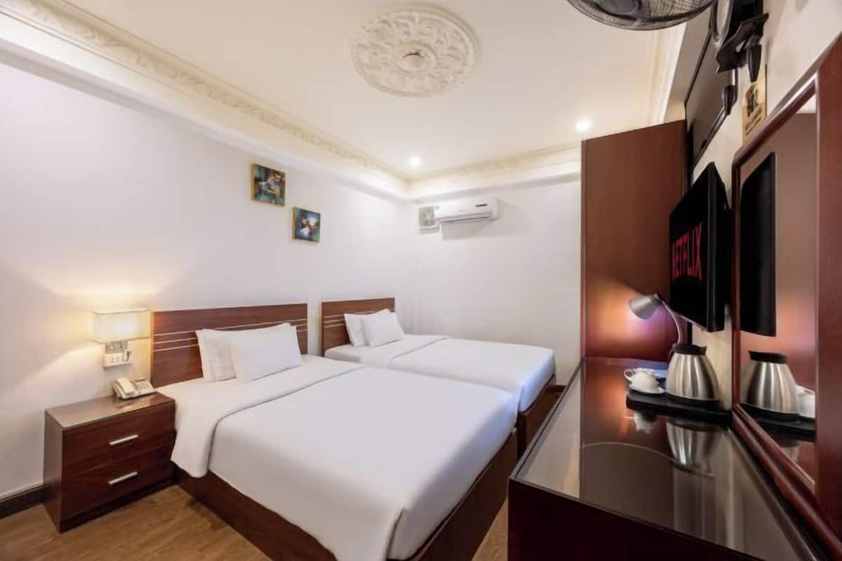 Minibar, in-room safe, blackout curtains, iron/ironing board