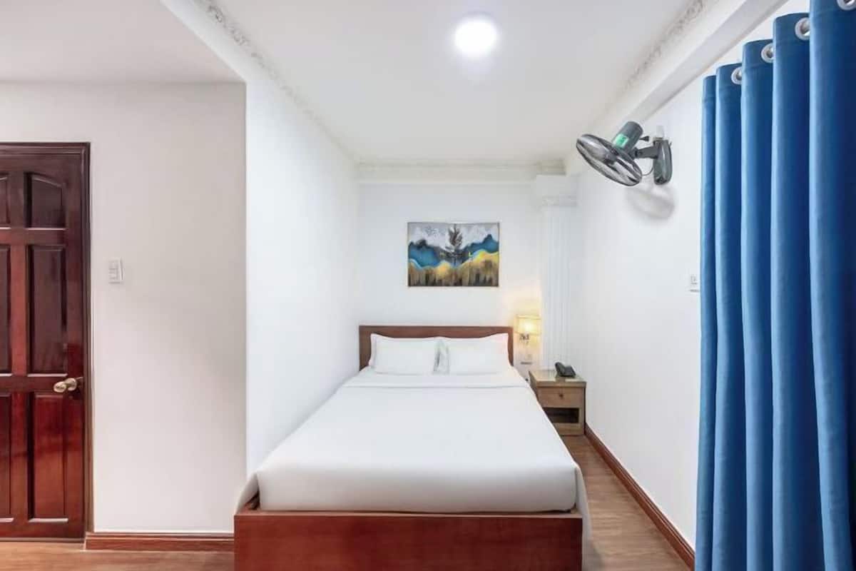 Minibar, in-room safe, blackout curtains, iron/ironing board