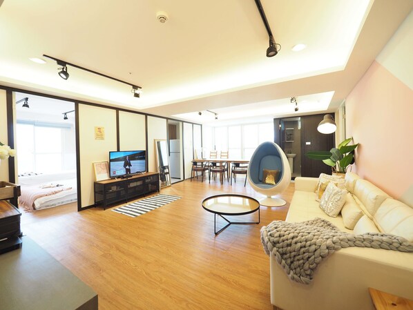 Departamento familiar | Cortinas blackout, tabla de planchar con plancha y wifi gratis 