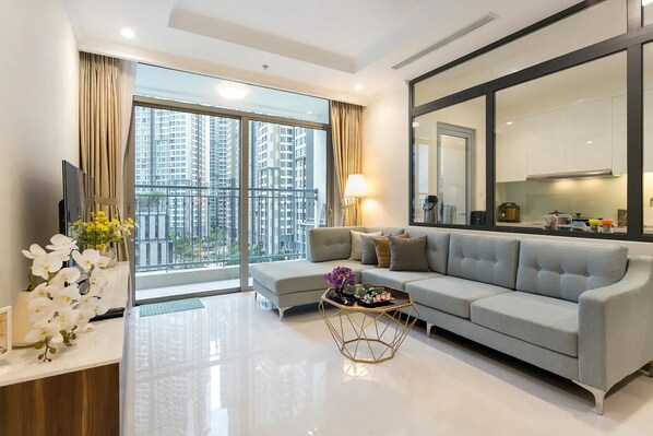Living area - Bayhomes Central Park Serviced Apartment (Ho Chi Minh City)