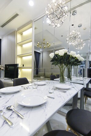 In-room dining - Bayhomes Central Park Serviced Apartment (Ho Chi Minh City)