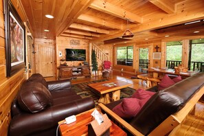 TV, fireplace, table football, ping pong - WINTER SPECIAL! HILLSONG HEAVEN, DOGS OK!  5 BEDROOM SUITES! 4 KINGS! 2 ACRES! (Sevierville)