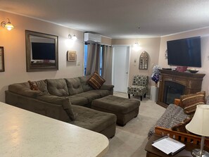 TV, fireplace, DVD player