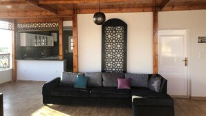 Living area - Nile Residence (Luxor)