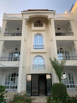 Property entrance - Nile Residence (Luxor)