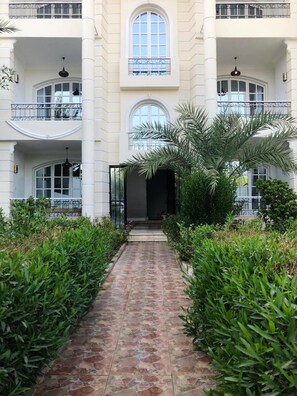 Front of property - Nile Residence (Luxor)