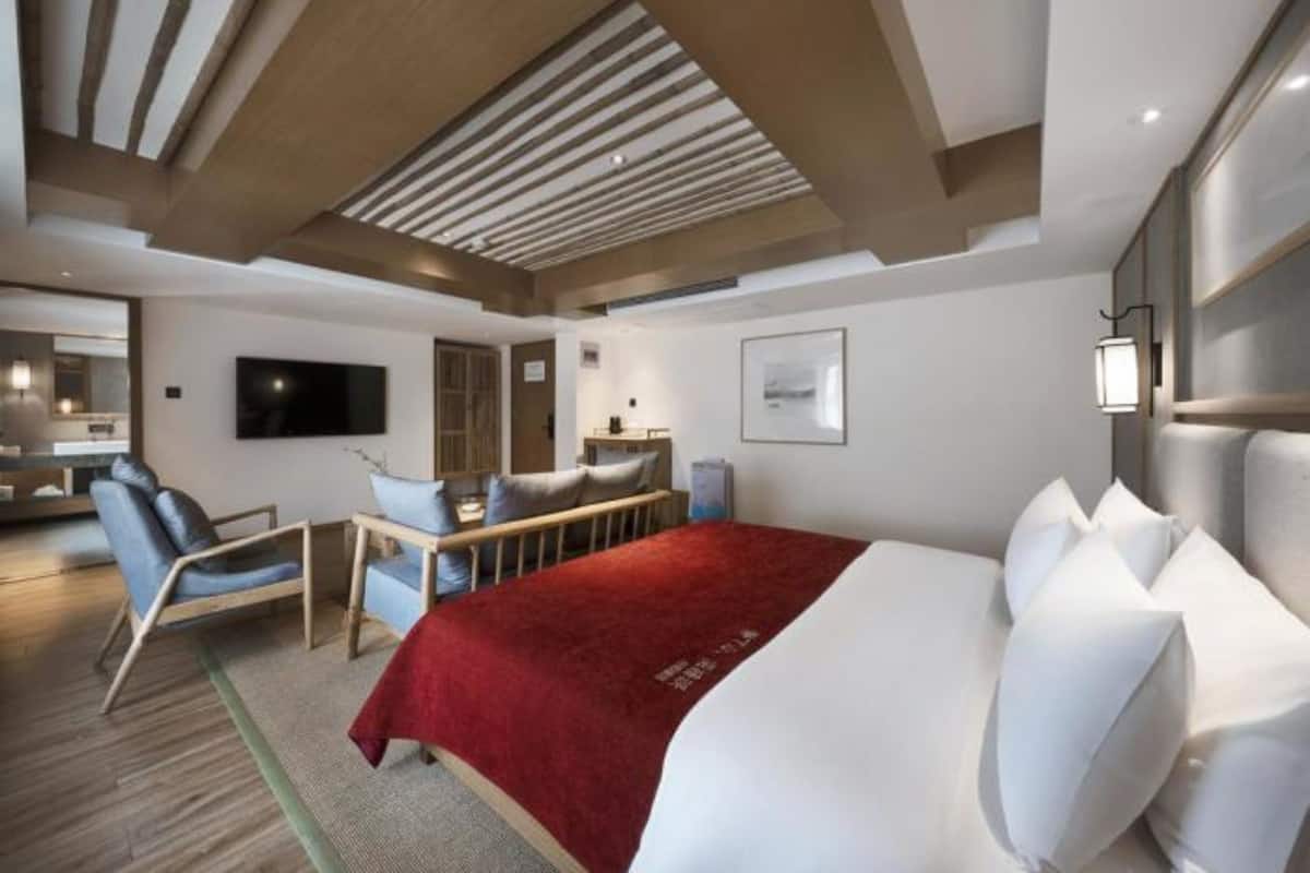Deluxe Double Room (Mainland China Citizens Only)