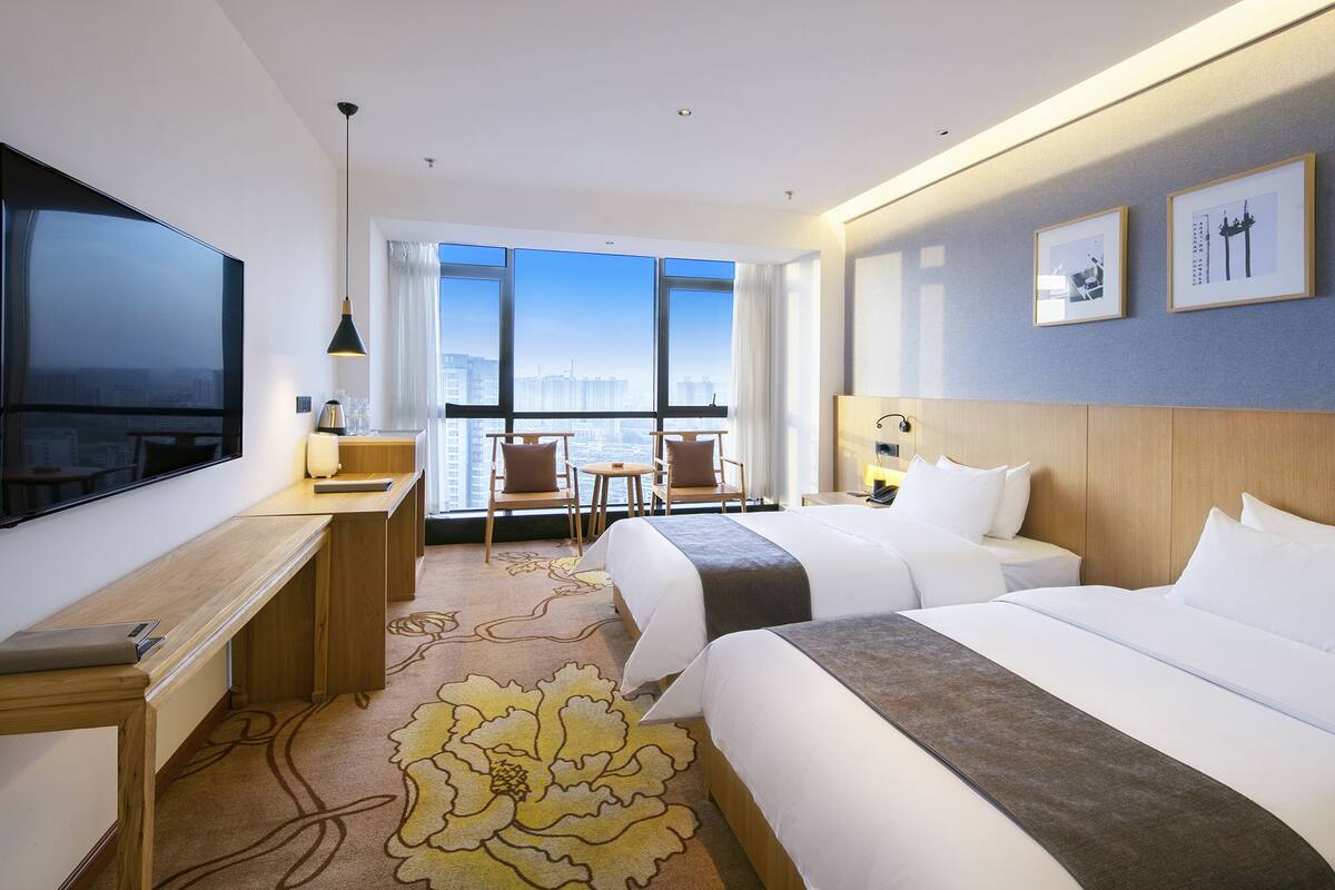 Superior Twin Room (Mainland China Citizens Only) | In-room safe, desk, blackout curtains, free WiFi