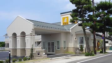 施設の正面