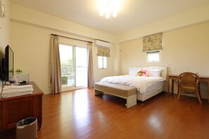 舒适双人房 | 办公桌、遮光窗帘、隔音、WiFi