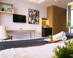 Minibar, in-room safe, desk, blackout curtains - D'Majestic Place by Homes Asian 2 (Kuala Lumpur)