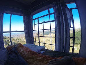 Cubrecamas, wifi gratis y ropa de cama