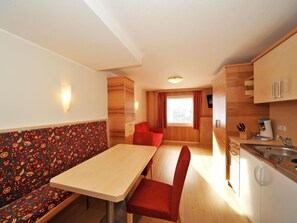 Dining - Pension Bergkristall (Heiligenblut)