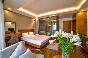 Deluxe-Doppelzimmer | Bügeleisen/Bügelbrett, kostenloses WLAN, Bettwäsche