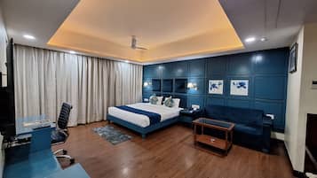 Premium bedding, minibar, desk, rollaway beds