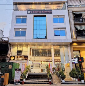 Front of property - L N Hotels and Resorts (Bhopal)