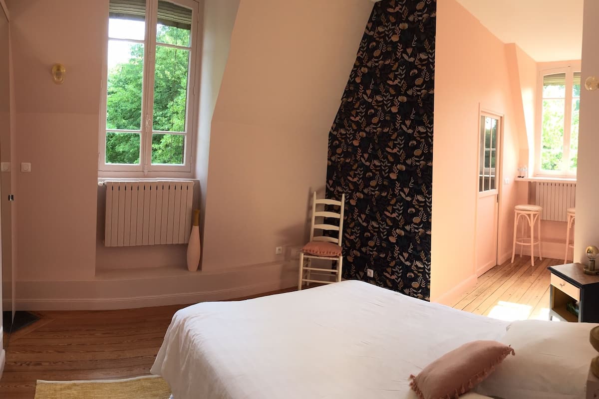 Comfort tweepersoonskamer, en-suite badkamer, uitzicht op park