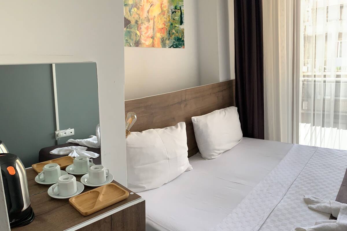 Chambre Design | Literie de qualité, minibar, accès au Wi-Fi (inclus), literie fournie
